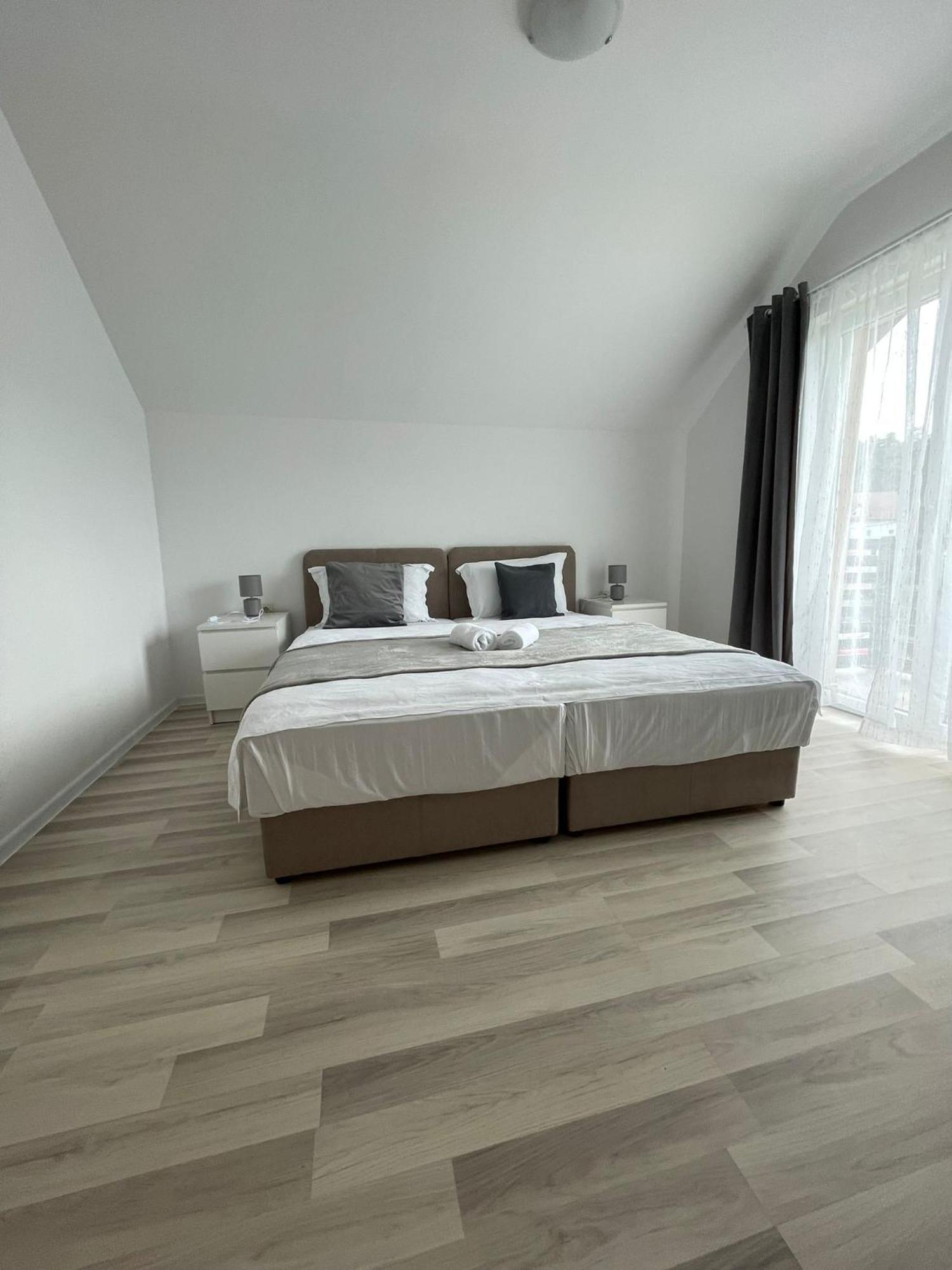 Apartman Nativis Otočac Esterno foto