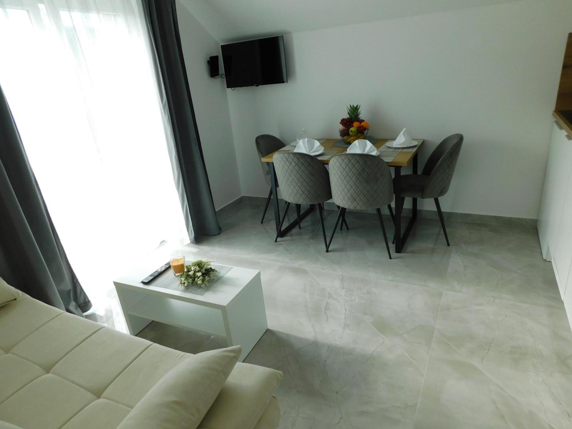 Apartman Nativis Otočac Esterno foto