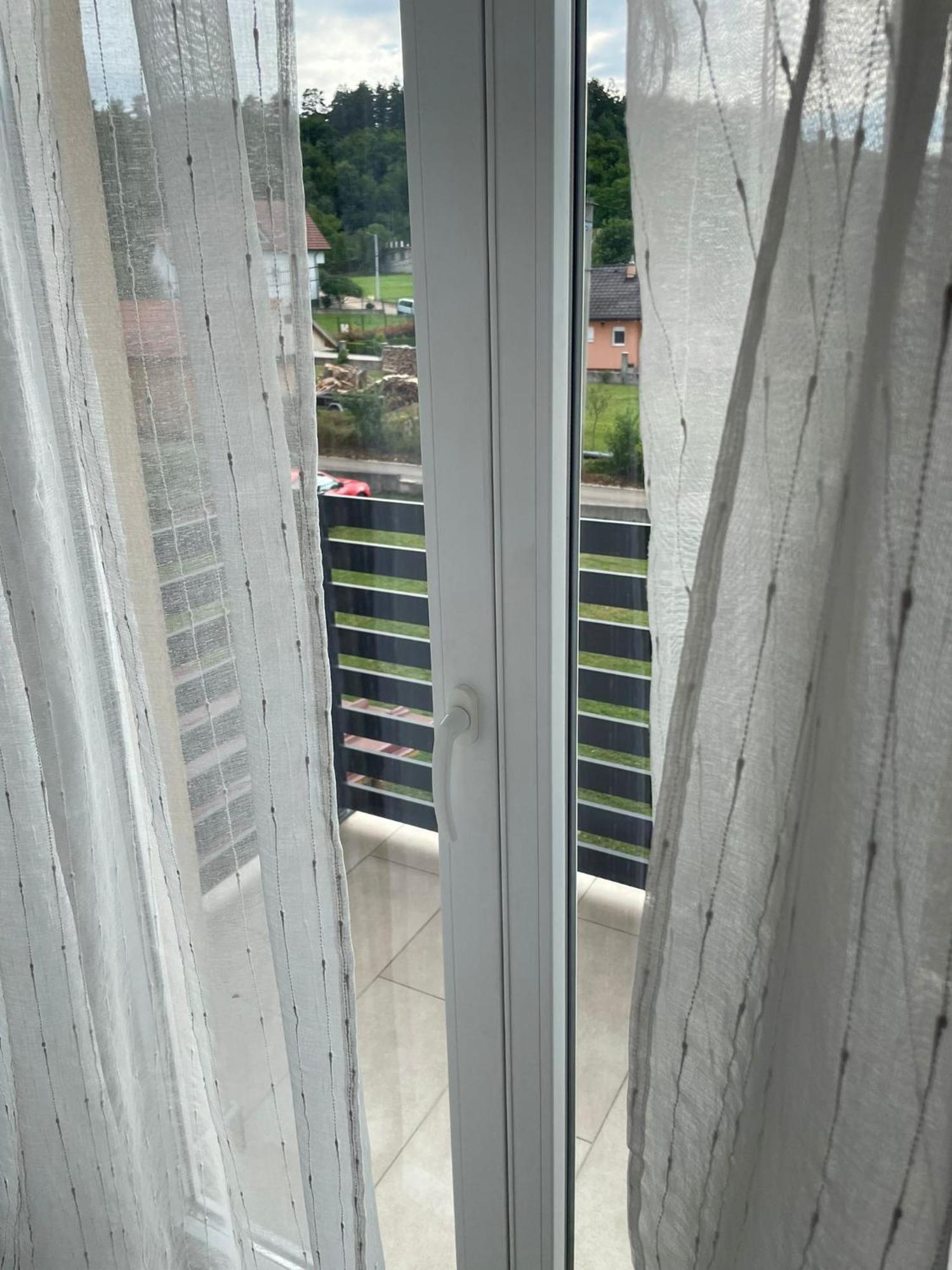 Apartman Nativis Otočac Esterno foto